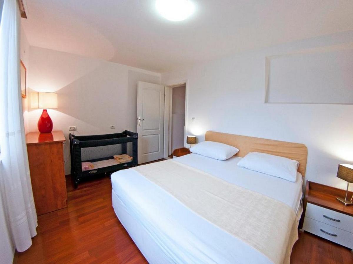Apartments Villa Melita Dubrovnik Mlini Bagian luar foto