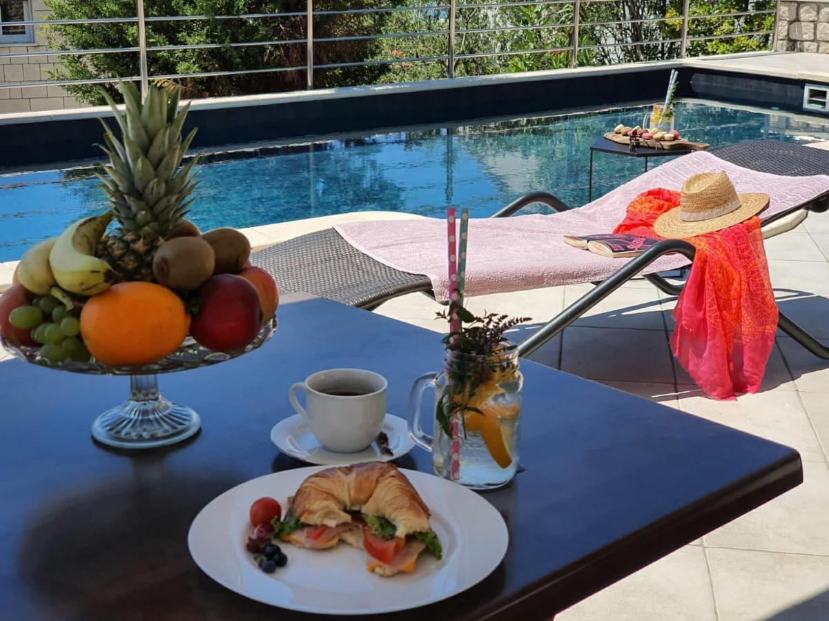Apartments Villa Melita Dubrovnik Mlini Bagian luar foto