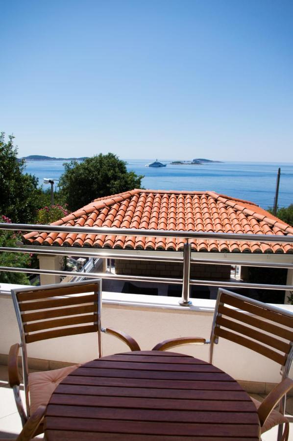 Apartments Villa Melita Dubrovnik Mlini Bagian luar foto